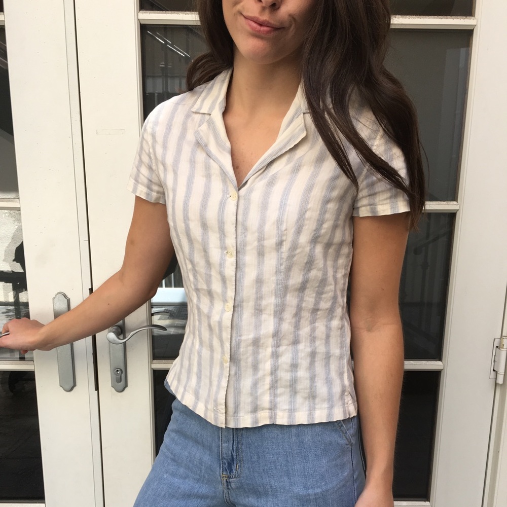 CUTE BUTTON UP!